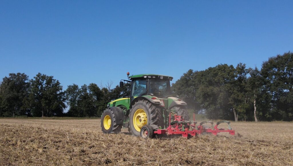 Głęboszowanie – sposób na odnowę struktury gleby